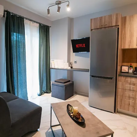Appartamento Lux Modern ανακαινισμένο 150m από την πλαζ 'έδεμ' *