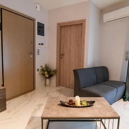 Appartamento Lux Modern ανακαινισμένο 150m από την πλαζ 'έδεμ' *