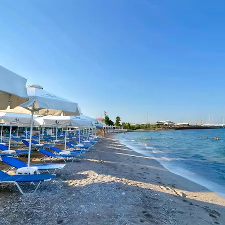 Lux Modern ανακαινισμένο 150m από την πλαζ 'έδεμ'