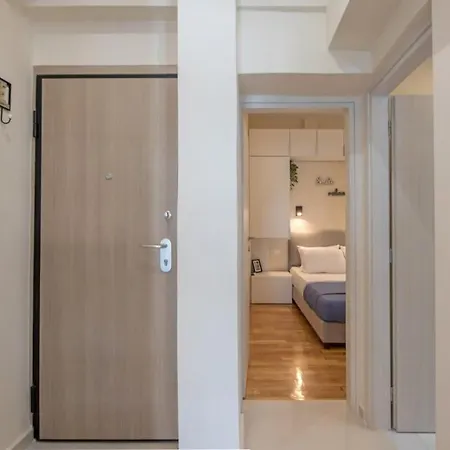 Urban Luxury Haven In Center Athens