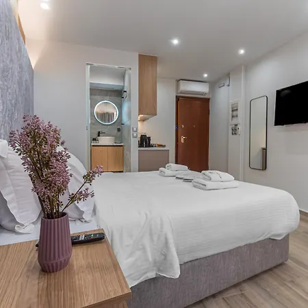 Stylish Living-ioli Athens