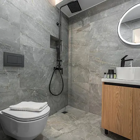 Stylish Living-ioli