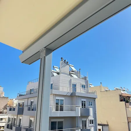 Cozy With Big Veranda Near Centre And Metro Tram Athens