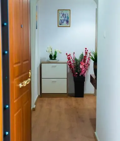 Apartment Cozy In Center Athens
