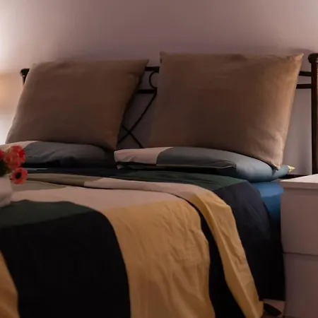 Cozy In Center