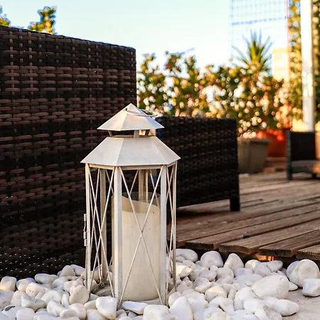 Bachelor Penthouse With Roof Garden Access, 15 M Walk To Acropolis Athens