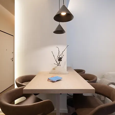 Apartament Modern Atena