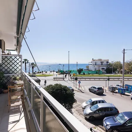 Modern Near The Marina Flisvos