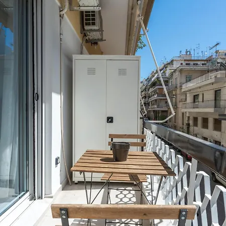 Minimal With Balcony In Pagrati, Athene