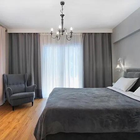 Five Seasons Alimos Apartment