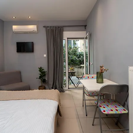 Apartment Ideally Located In