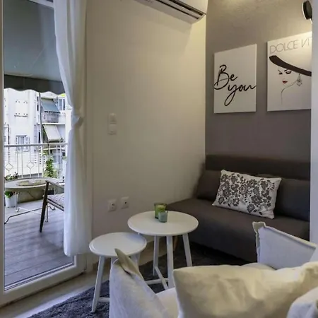 Phaedrus Living Modern Flat Gkyzi *