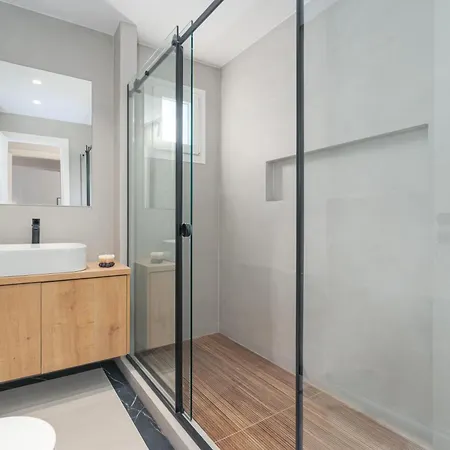 Chic Apartment-2 Bathrooms *