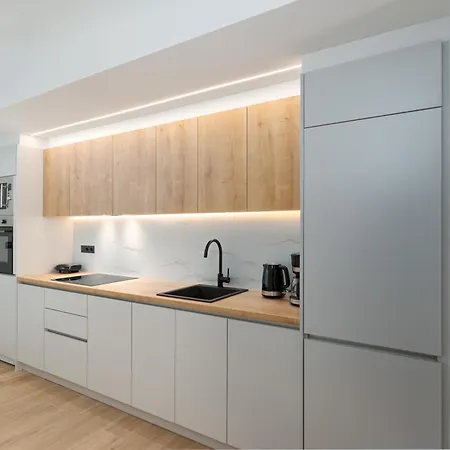 Chic Apartment-2 Bathrooms Athens