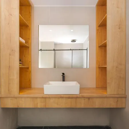 Chic Apartment-2 Bathrooms Athens