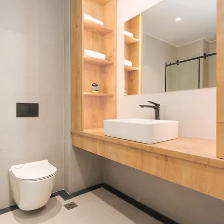 Chic Apartment-2 Bathrooms *