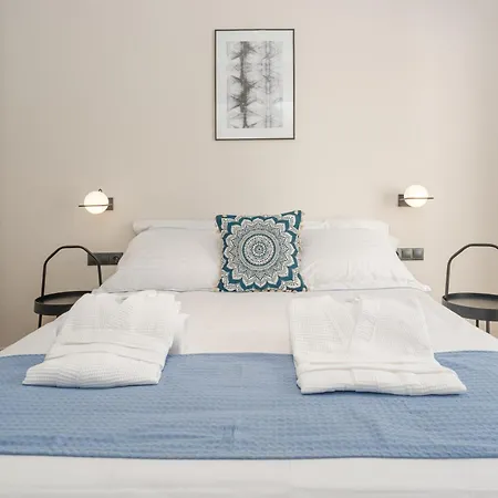 Chic Apartment-2 Bathrooms Athens