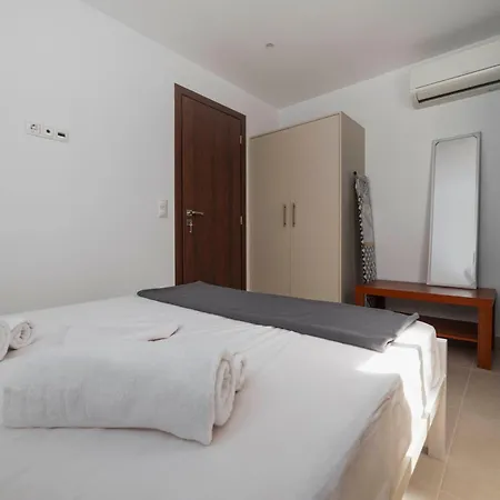 Sweet And Comfy 2bd Next To Metro And Archeological Museum *