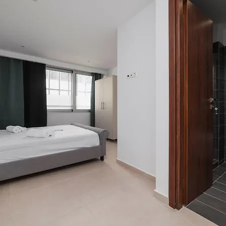Sweet And Comfy 2bd Next To Metro And Archeological Museum Athens
