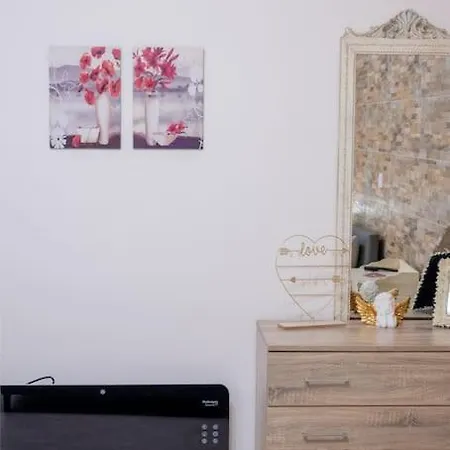 Angel House, House In Center Petralona Apartment