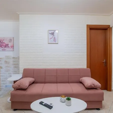 Angel House, House In Center Petralona *