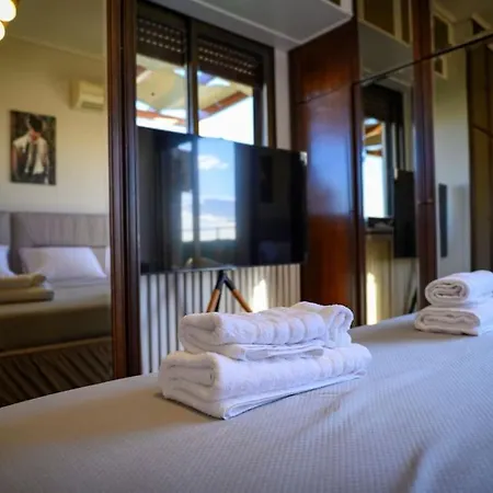 Exclusive 2 Bed Luxury Panorama Athens