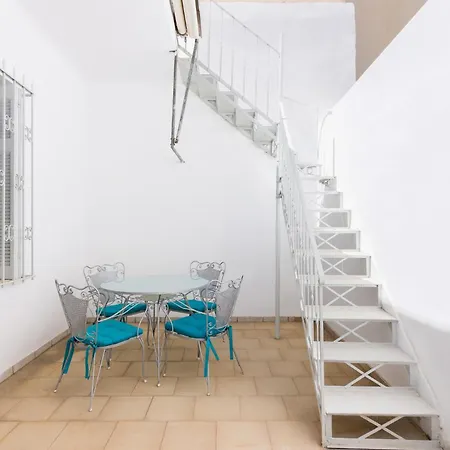 Apartment Amazing 2 Bedroom House Athens