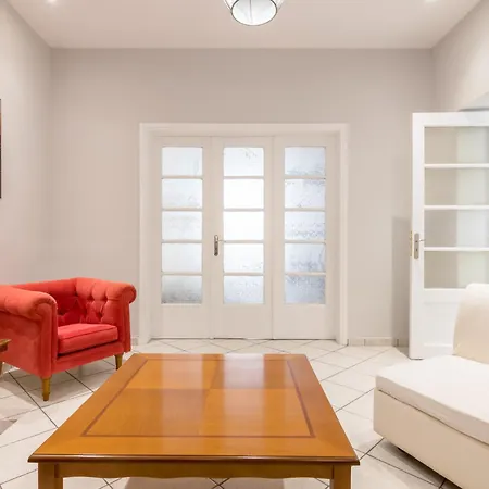 Amazing 2 Bedroom House Athens