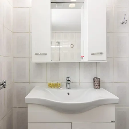 Apartment Amazing 2 Bedroom House Athens