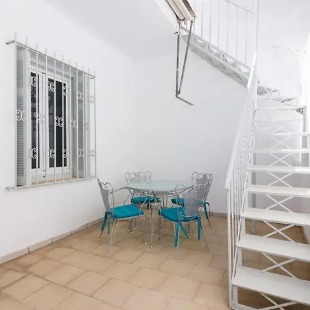 Apartment Amazing 2 Bedroom House Athens