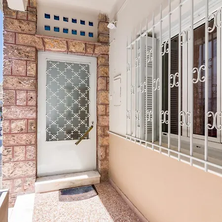 Amazing 2 Bedroom House Apartment