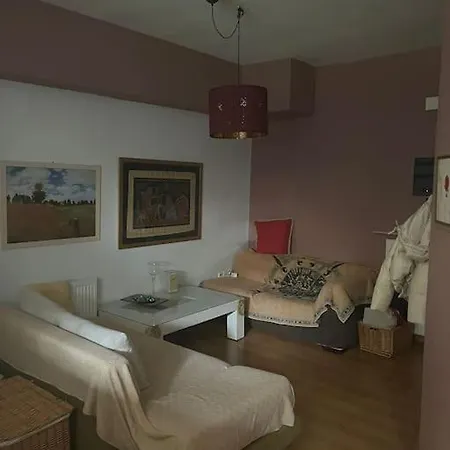 στην άνω ηλιούπολη Apartment