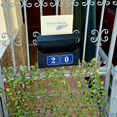 Angel House, House In Center Petralona Apartment *