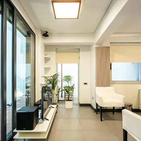 Kolonaki Julia Apartment