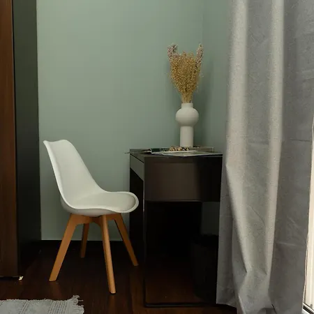 Parthenon View Apartment *