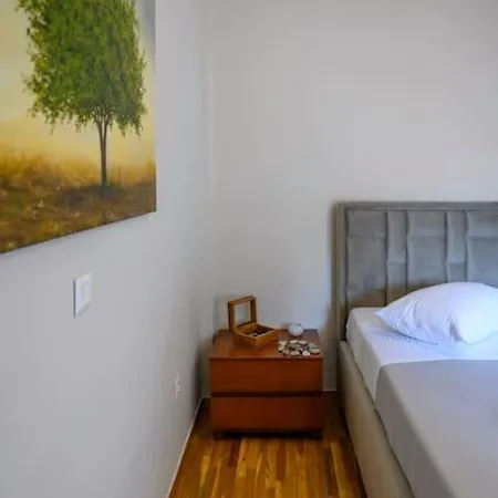 Apartment Luxury Modern 2 Bed Elegance