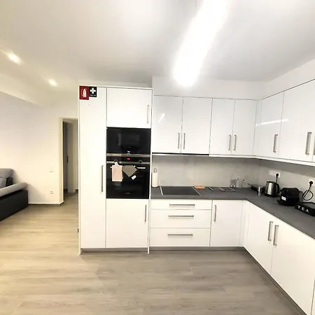 Apartment Fabilicious - 2 Apartments- Romantic Jacuzzi & Spacious Family Comfort Athens