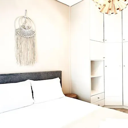 Apartment Pame - Chic Alimos Home, 5 Min Walk To The *