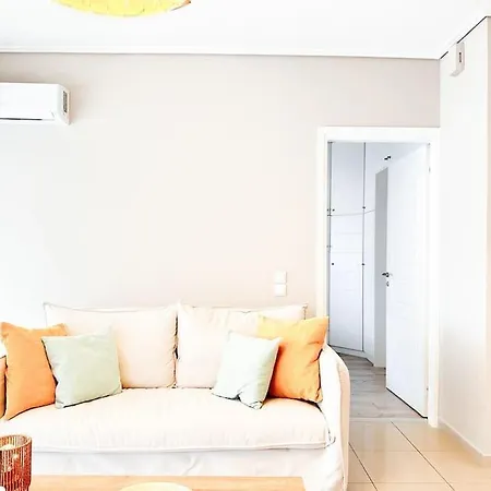 Pame - Chic Alimos Home, 5 Min Walk To The Apartment *