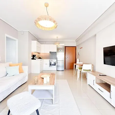 Apartment Pame - Chic Alimos Home, 5 Min Walk To The Athens