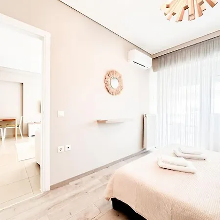 Apartment Pame - Chic Alimos Home, 5 Min Walk To The Athens
