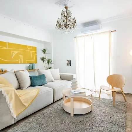 Sunlit Retreat 2-bed Apartment