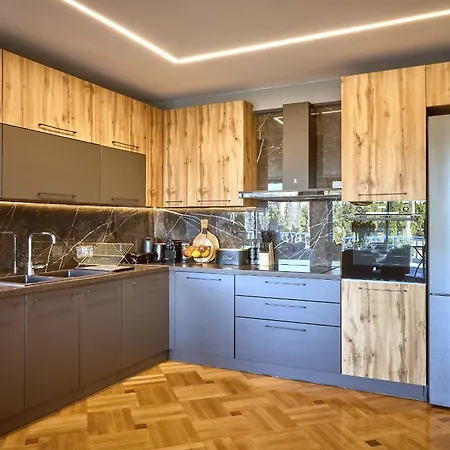 Acropolis Compass Apartment