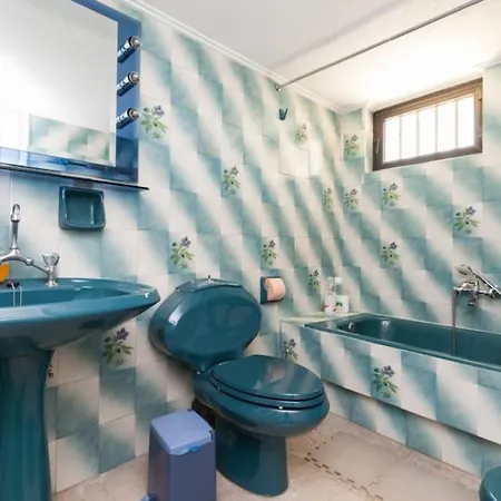 Apartment Sunny Chalandri - Penthouse With Balcony Athens