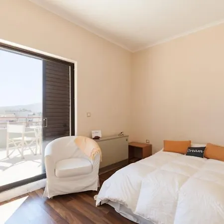 Sunny Chalandri - Penthouse With Balcony * Athens