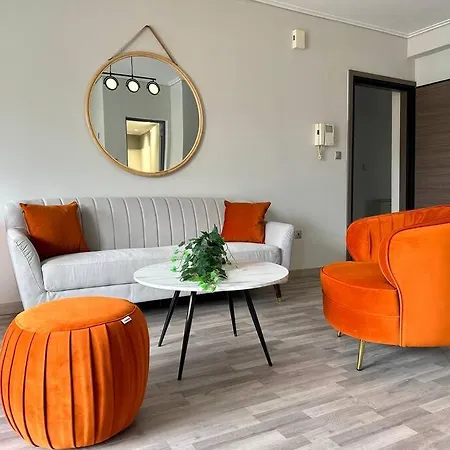 D150 Orange & New Life - Cloud9 In The Apartment