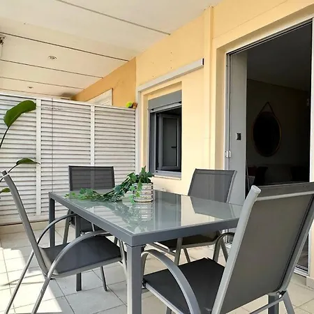 Apartment D150 Orange & New Life - Cloud9 In The Athens