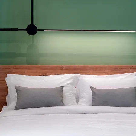 Dion Luxury * Athens