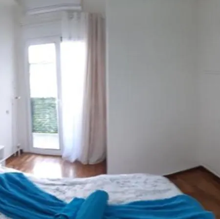 Comfortable 3rd Floor Near Metro * Athens