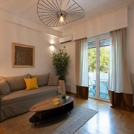 Apartment Charming In Kolonaki Athens